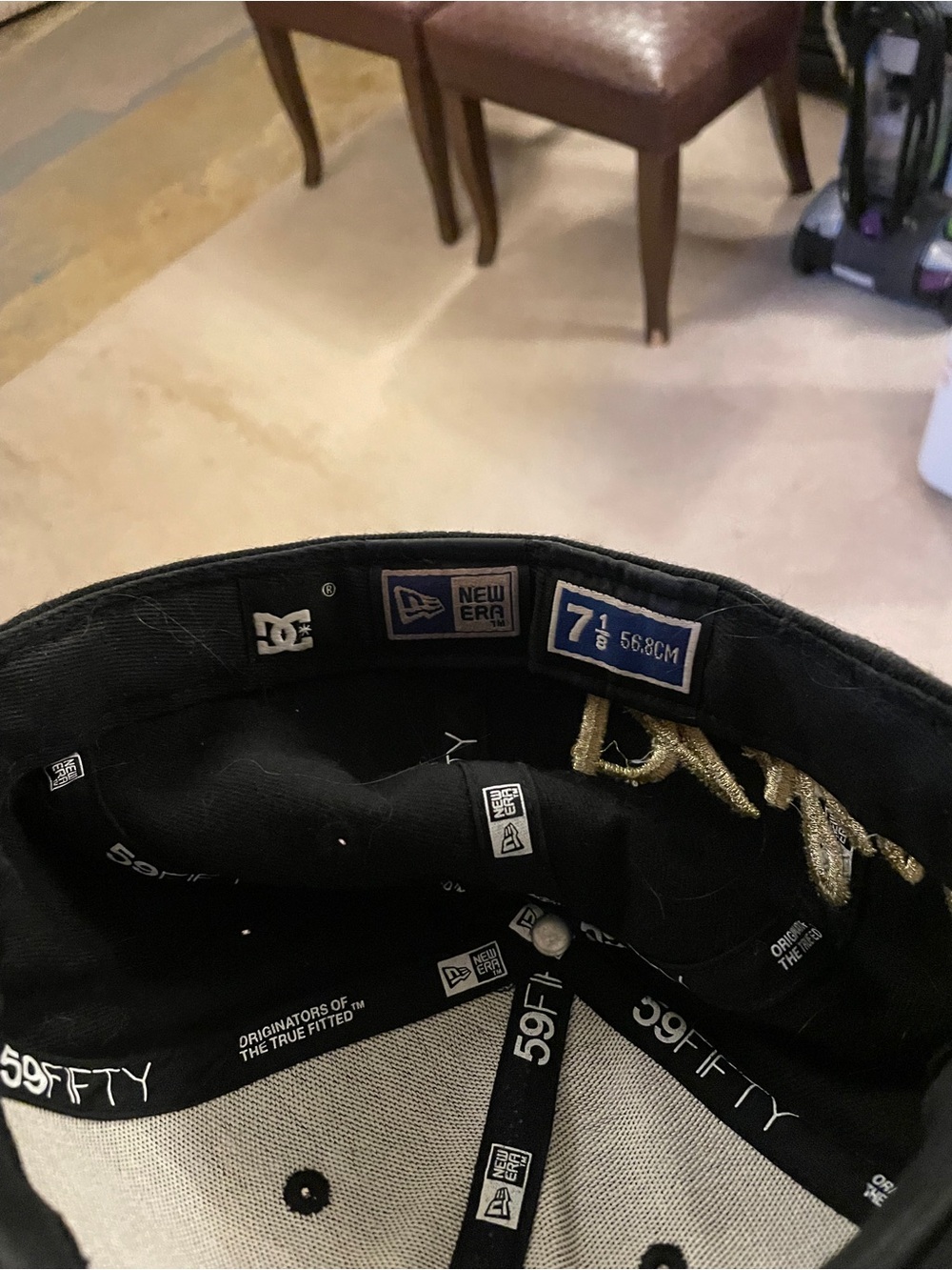 DC hat - Picture 4 of 8